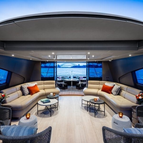 Privacy-9417-Edit Corporate boat hire