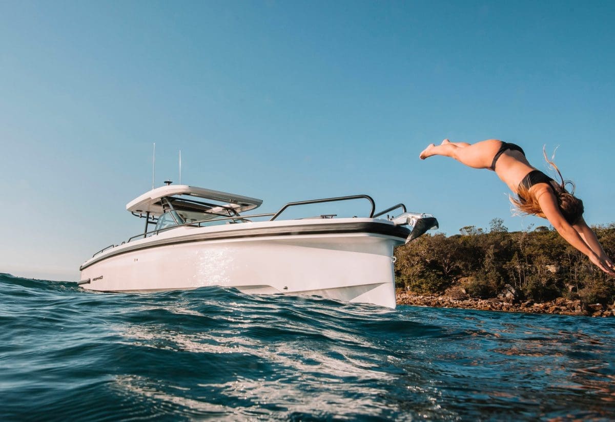 CHEEKY Privacy Boat Sydney