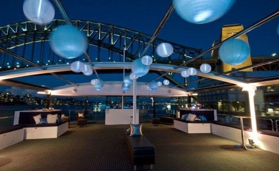 boat-hire-on-blue-room-open-rooftop_1 Privacy Boat Sydney
