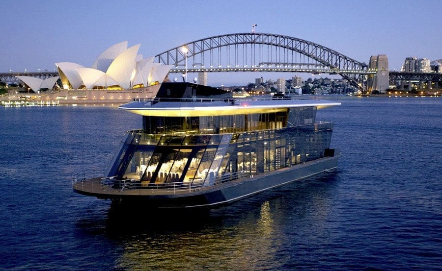 boat-hire-on-starship-sydney MV Privacy