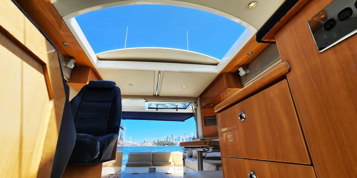 SEADUCTION_Interior_Saloon_Sunroof-scaled-e1667990543689 MV Privacy